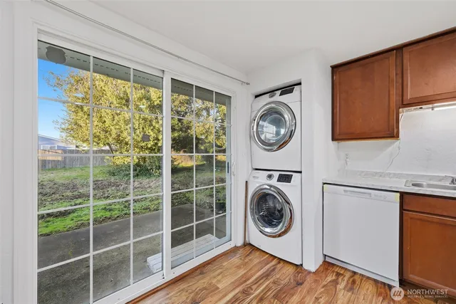 $390,000 | 4827 Diamond Boulevard Southwest, Lakewood, WA 98499