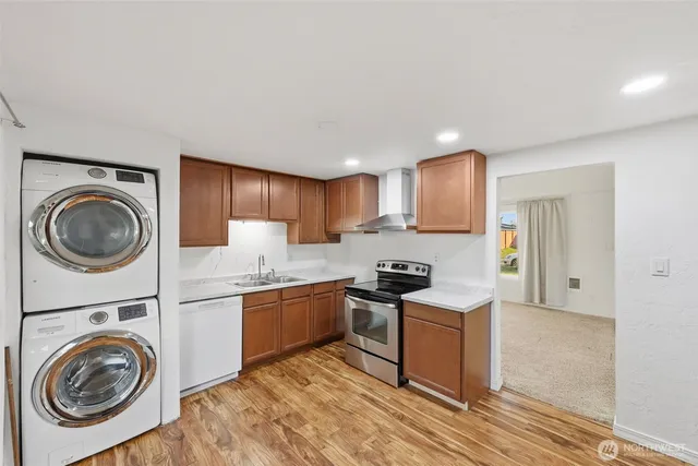 $390,000 | 4827 Diamond Boulevard Southwest, Lakewood, WA 98499