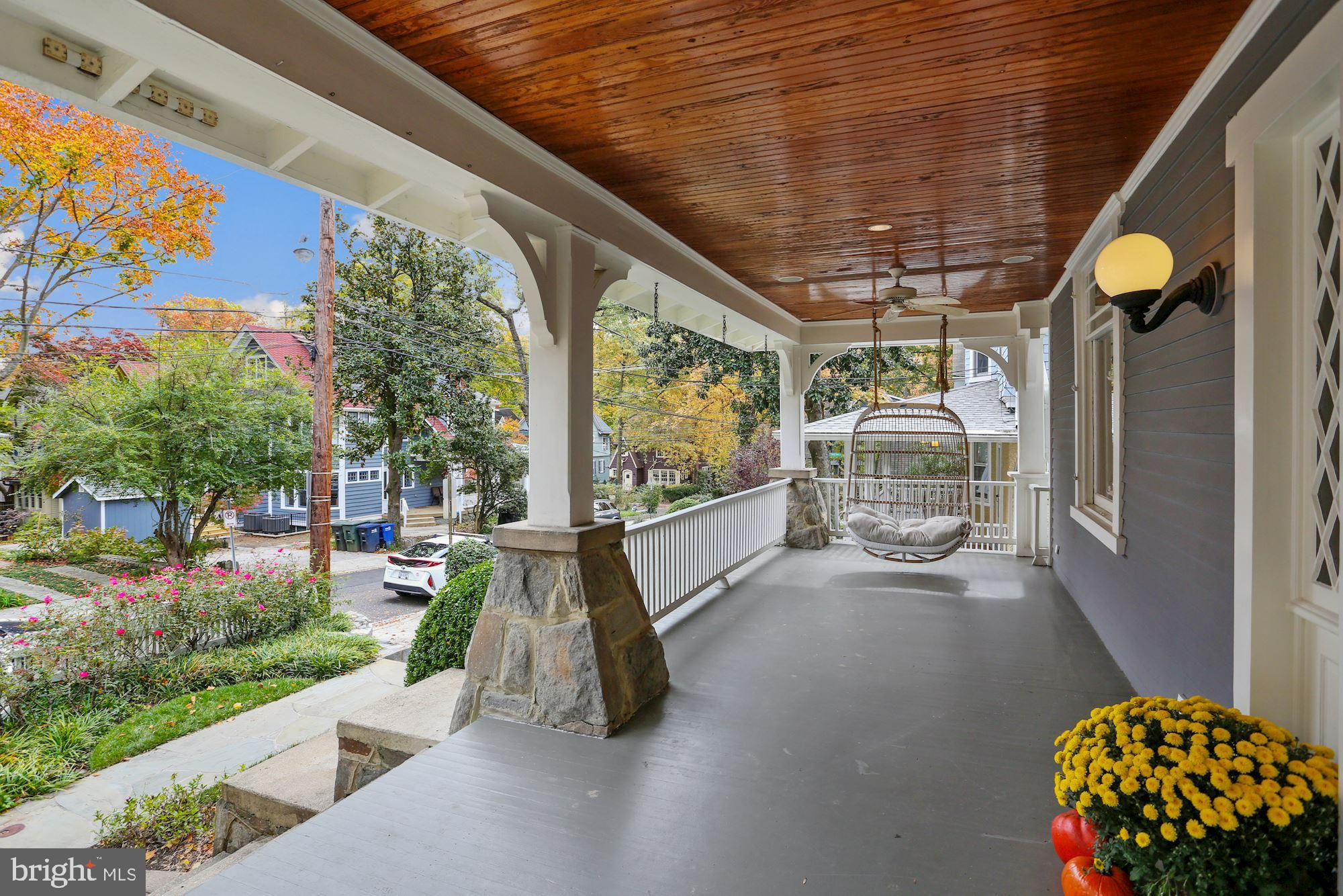 3310 Ross Place Northwest Washington, DC 20008 - Photo 4 of 67 Wide welcoming Front Porch