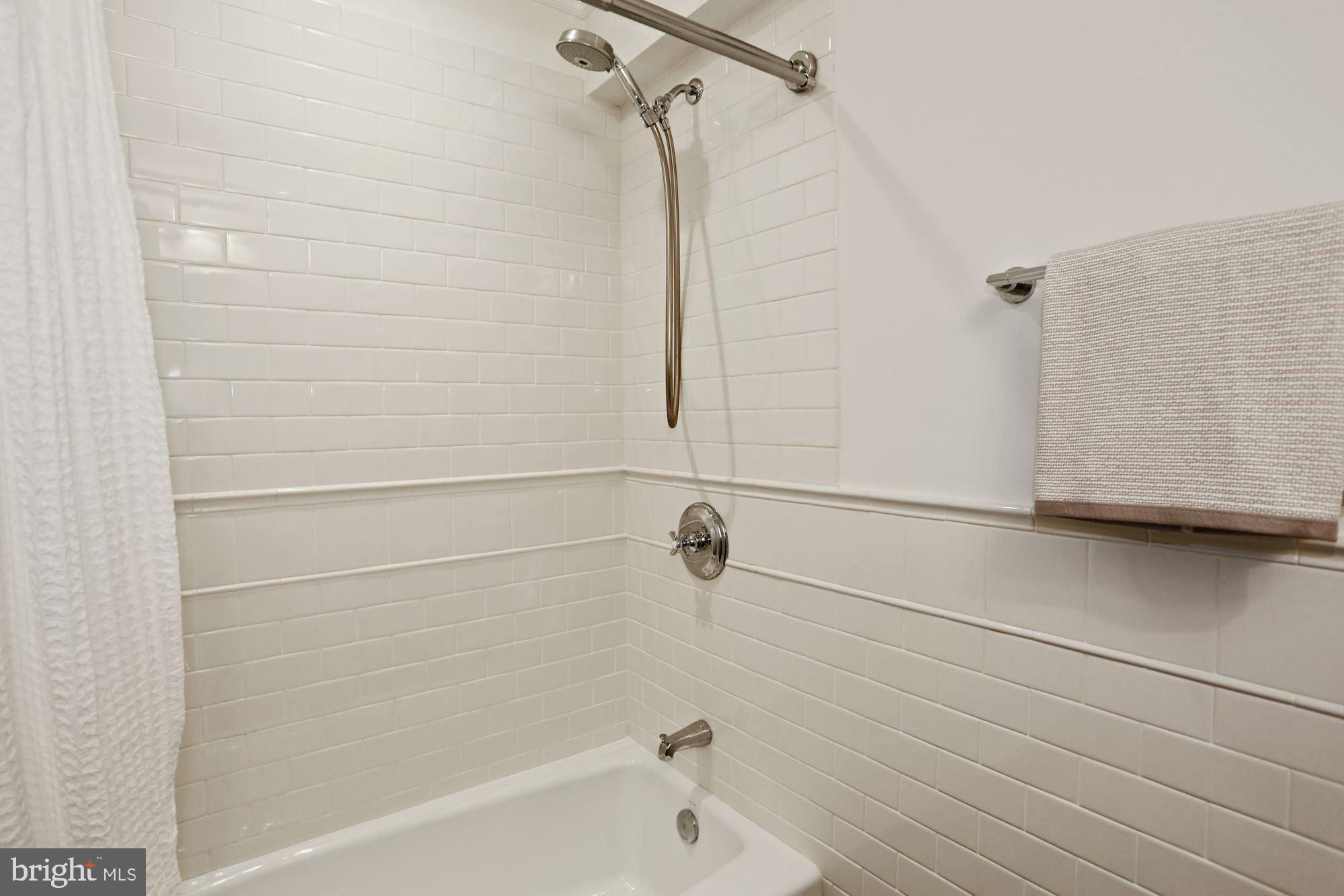 3310 Ross Place Northwest Washington, DC 20008 - Photo 55 of 67 Studio Bathroom