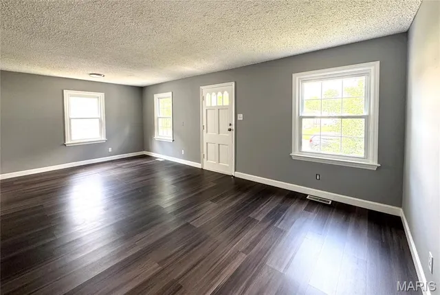 $212,900 | 4404 St Leo Lane, St. Ann, MO 63074