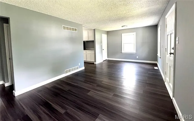 $212,900 | 4404 St Leo Lane, St. Ann, MO 63074