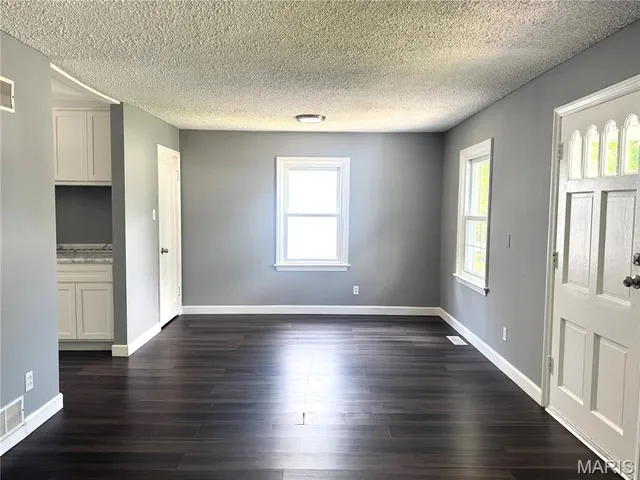 $212,900 | 4404 St Leo Lane, St. Ann, MO 63074