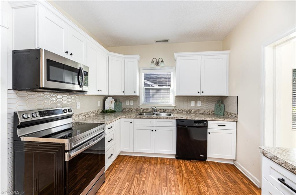 1007 Gordon Street High Point, NC 27260 - Photo 5 of 25