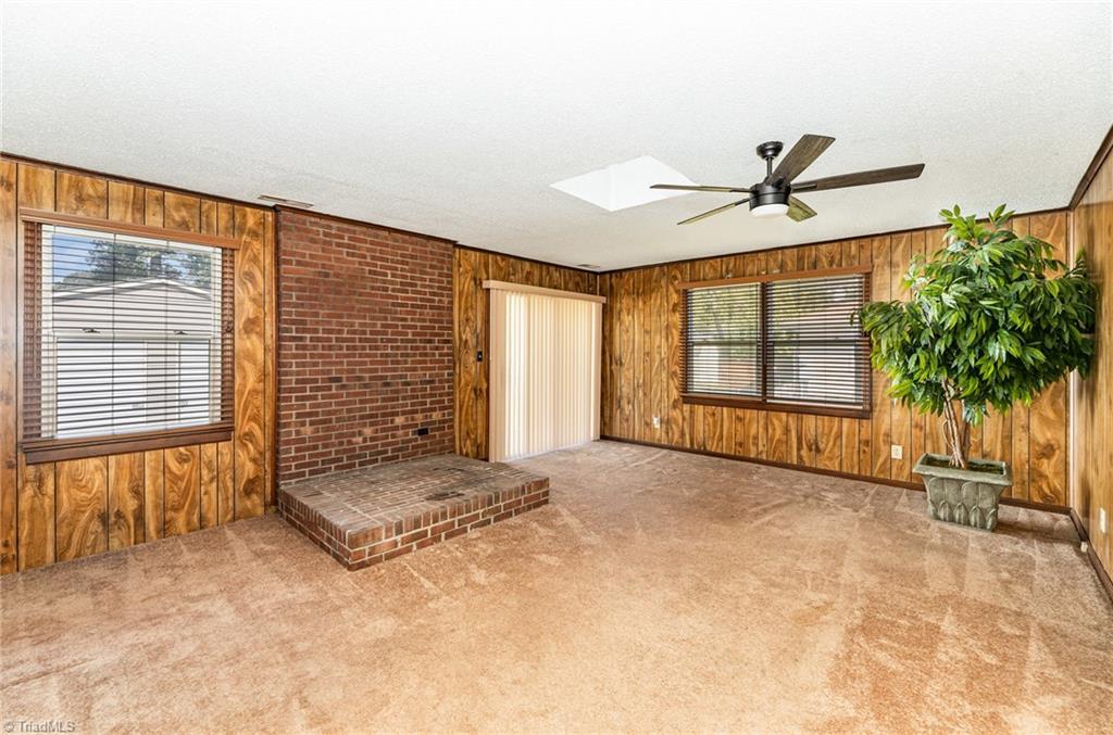 1007 Gordon Street High Point, NC 27260 - Photo 10 of 25