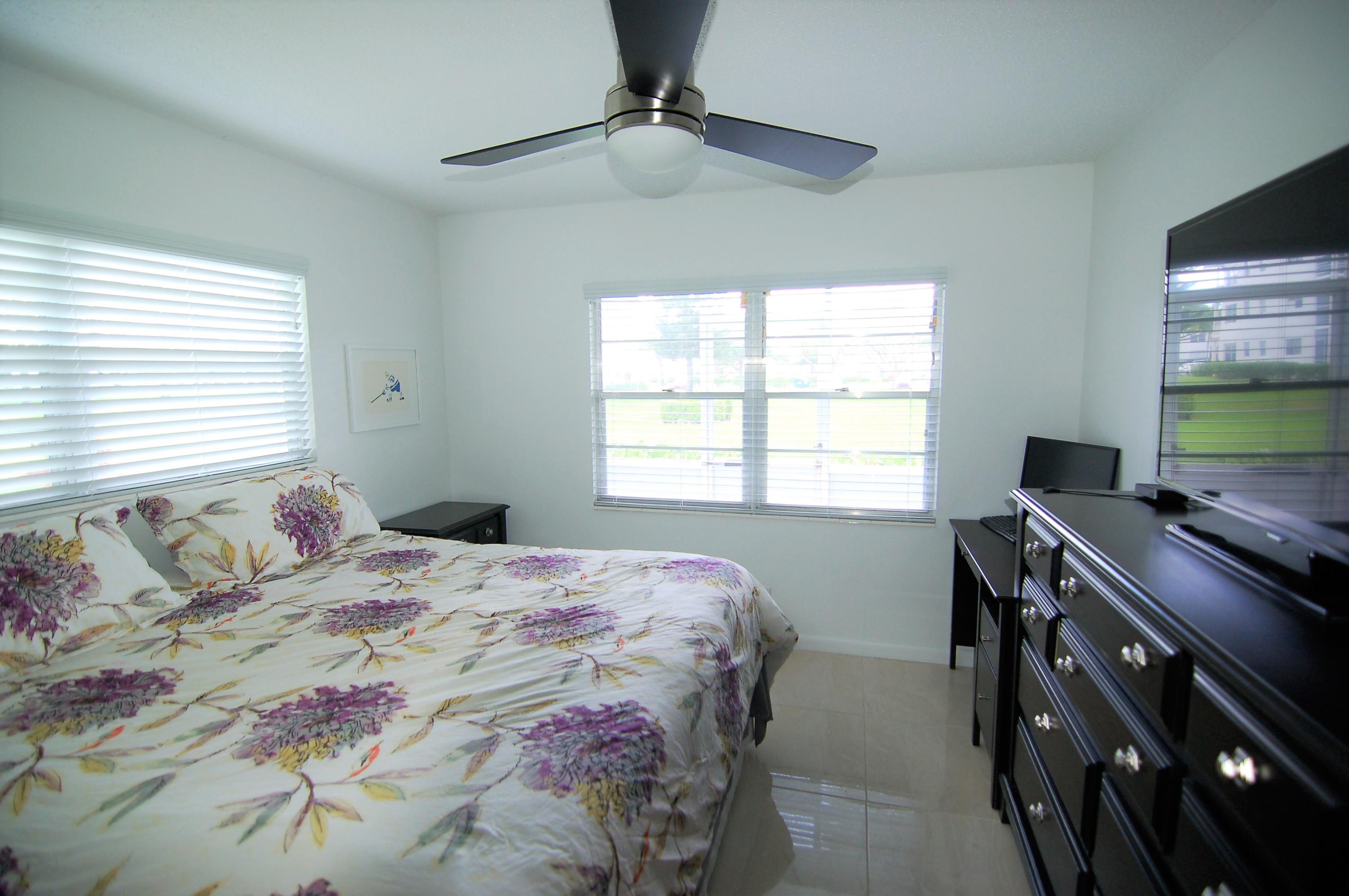 547 Mansfield M, Unit 547 Boca Raton, FL 33434 - Photo 17 of 25 BEDROOM 2