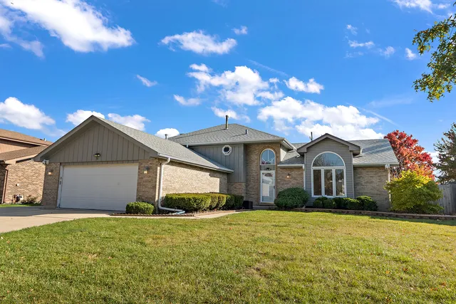 $3,500 | 17709 Peacock Lane, Tinley Park, IL 60487