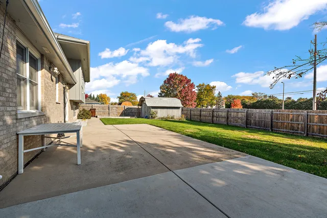 $3,500 | 17709 Peacock Lane, Tinley Park, IL 60487