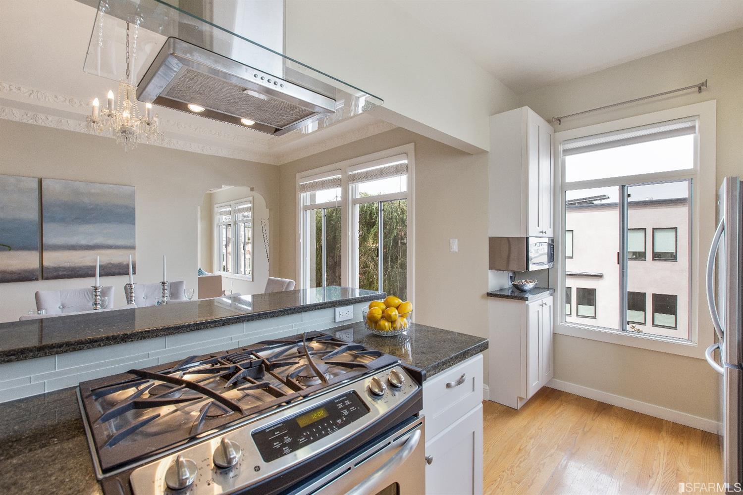 144-146 Capra Way San Francisco, CA 94123 - Photo 17 of 34