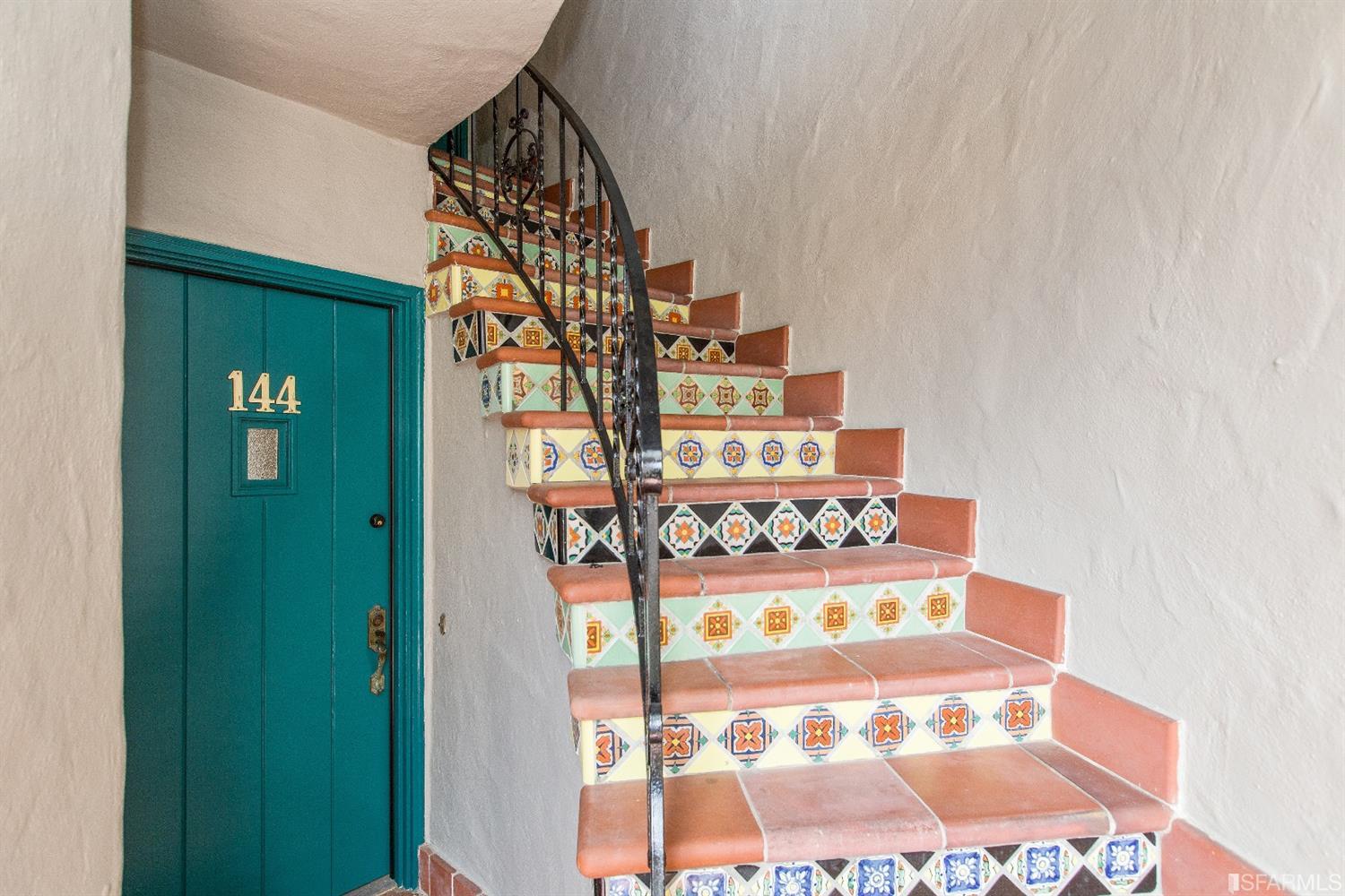 144-146 Capra Way San Francisco, CA 94123 - Photo 4 of 34