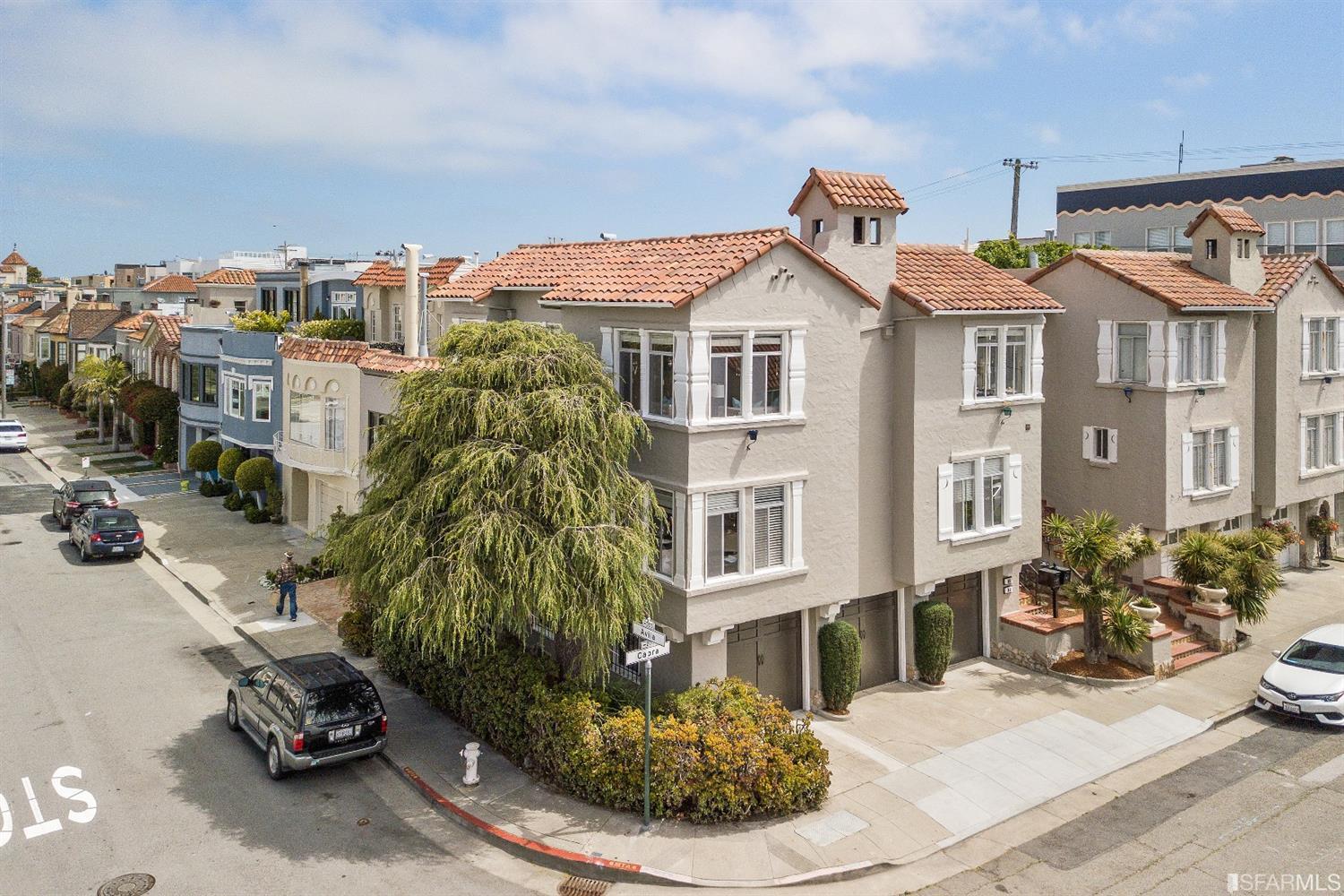 144-146 Capra Way San Francisco, CA 94123 - Photo 33 of 34