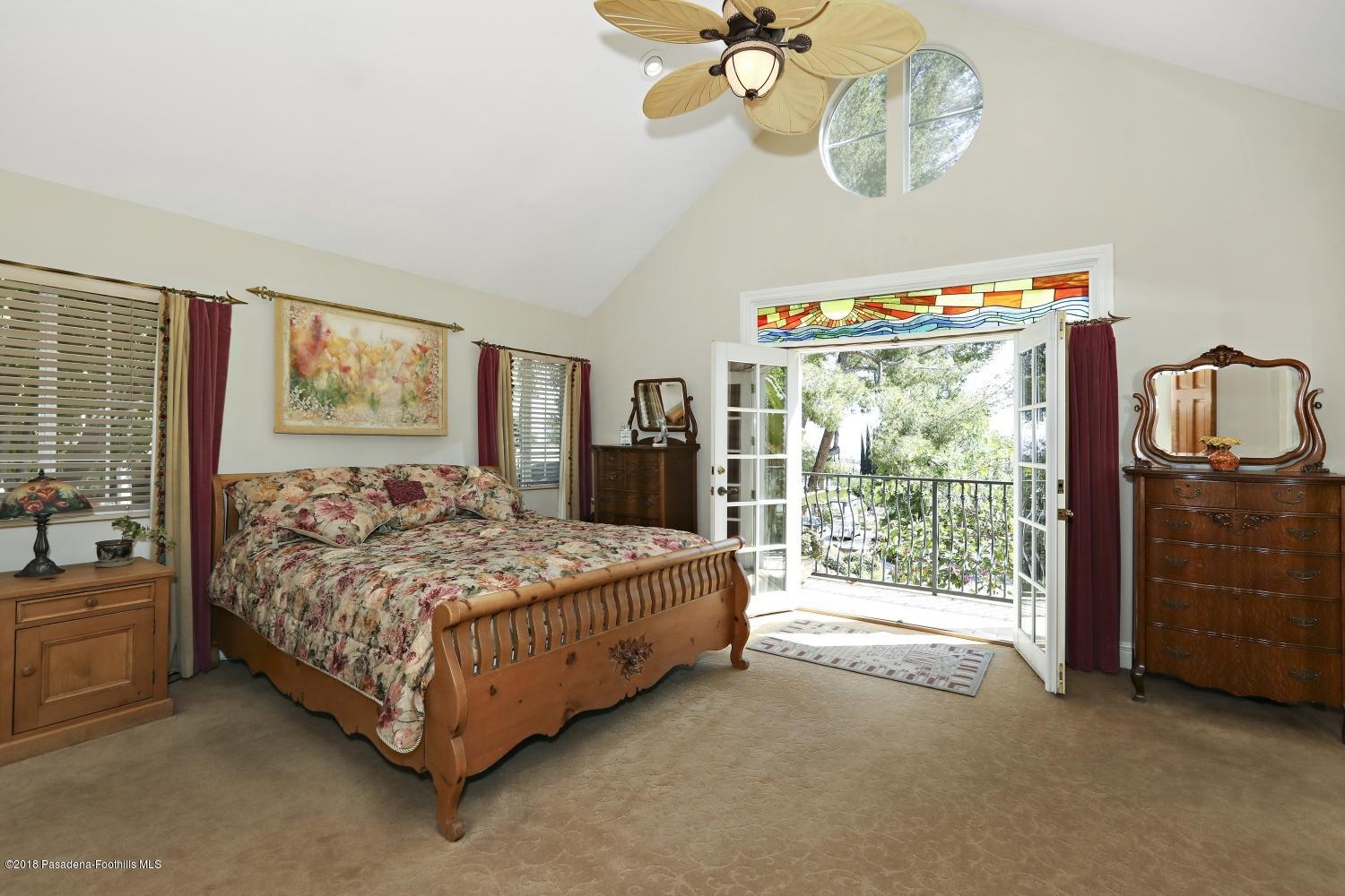 4932 Viro Road La Canada Flintridge, CA 91011 - Photo 16 of 39 16