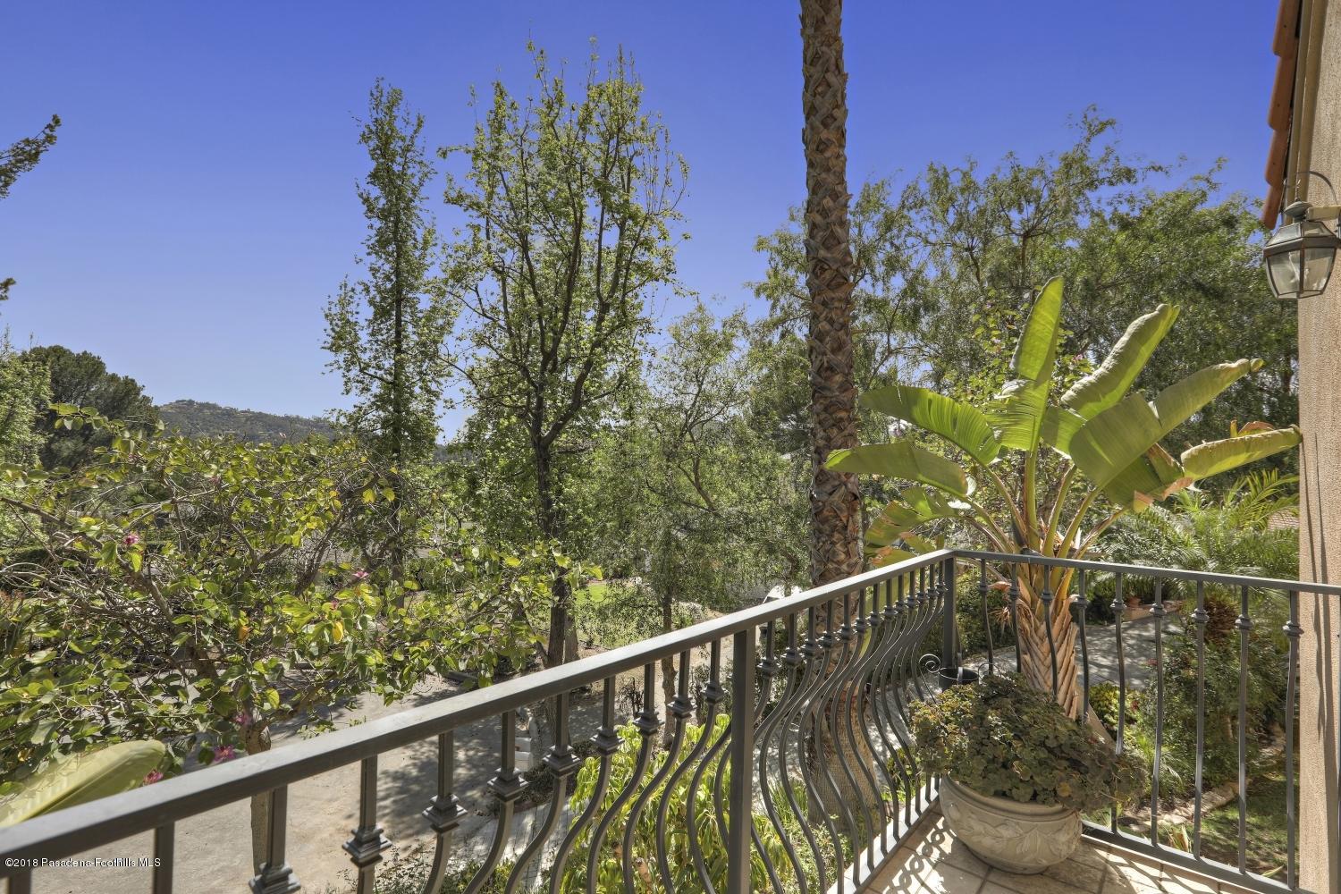 4932 Viro Road La Canada Flintridge, CA 91011 - Photo 22 of 39 22