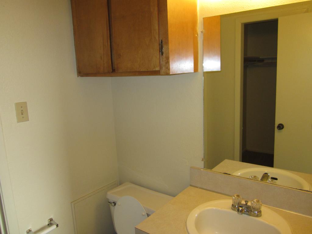 2420 Pecan Ridge Drive, Unit A Bryan, TX 77802 - Photo 6 of 12