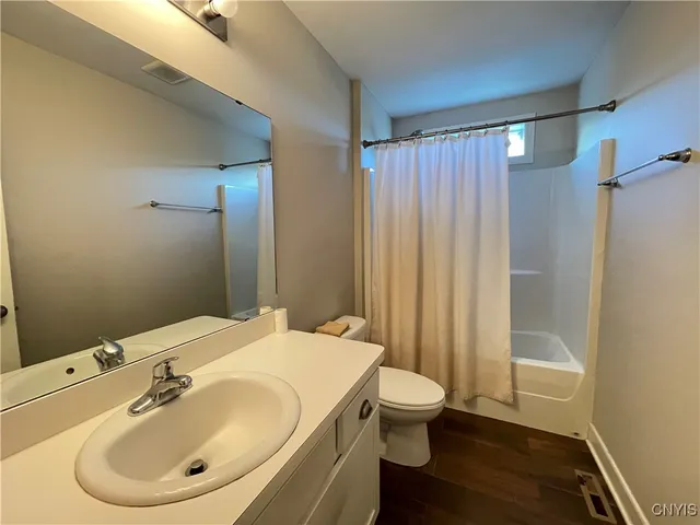 $4,000 | 4481 Southwood Heights Drive, Onondaga, NY 13078