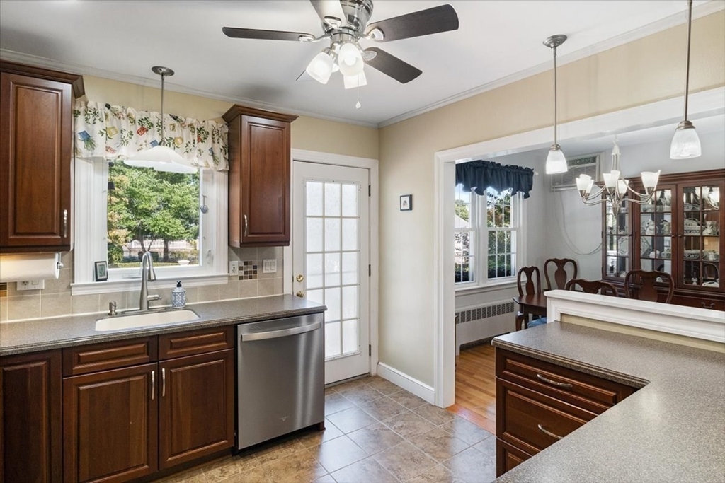 23 Samoset Road Dedham, MA 02026 - Photo 12 of 42 Gallery Image 12