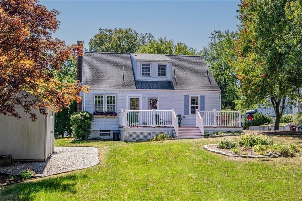 23 Samoset Road Dedham, MA 02026 - Photo 5 of 42 Gallery Image 5