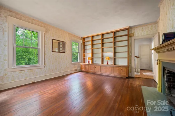 $815,000 | 93 Villa Barbara Lane, Tryon, NC 28782