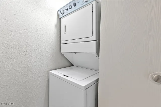 $1,400 | 4988 Newport Cove Drive, Unit A, Las Vegas, NV 89119