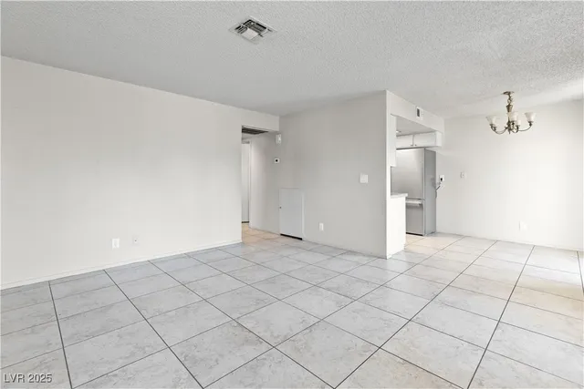 $1,400 | 4988 Newport Cove Drive, Unit A, Las Vegas, NV 89119