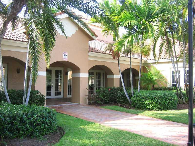 3844 Lyons Road, Unit 2094 Pompano Beach, FL 33073 - Photo 1 of 32 Exterior Front