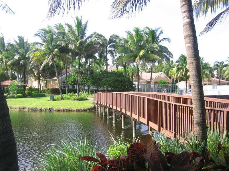 3844 Lyons Road, Unit 2094 Pompano Beach, FL 33073 - Photo 24 of 32 Exterior Front