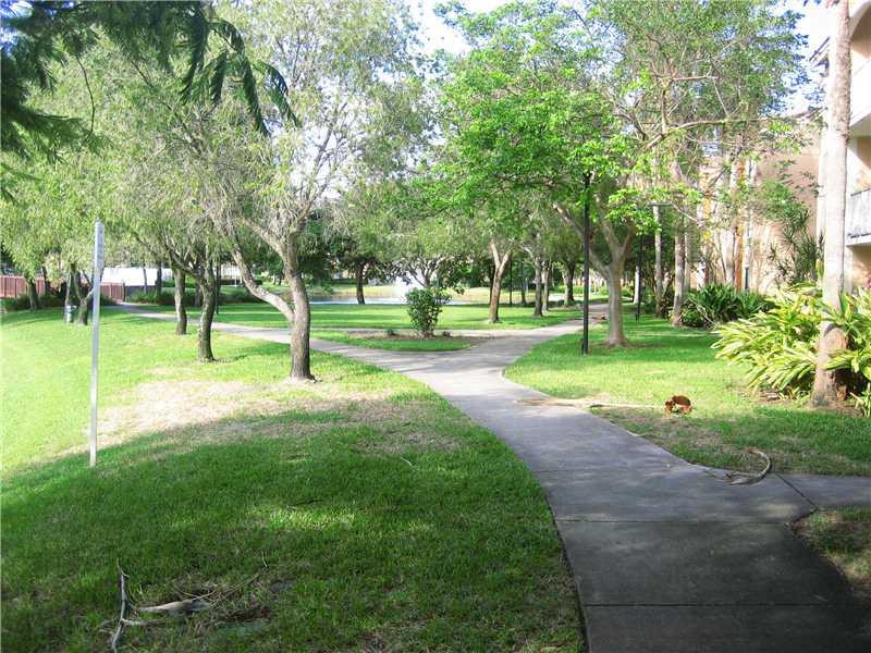 3844 Lyons Road, Unit 2094 Pompano Beach, FL 33073 - Photo 25 of 32 Exterior Front