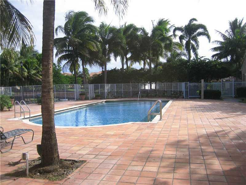 3844 Lyons Road, Unit 2094 Pompano Beach, FL 33073 - Photo 27 of 32 Exterior Front