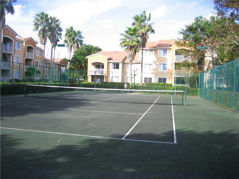 3844 Lyons Road, Unit 2094 Pompano Beach, FL 33073 - Photo 29 of 32 Exterior Front