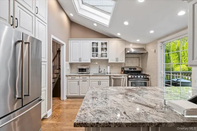 $1,275,000 | 9 Flint Lane, Jericho, NY 11753