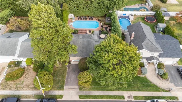 $1,275,000 | 9 Flint Lane, Jericho, NY 11753