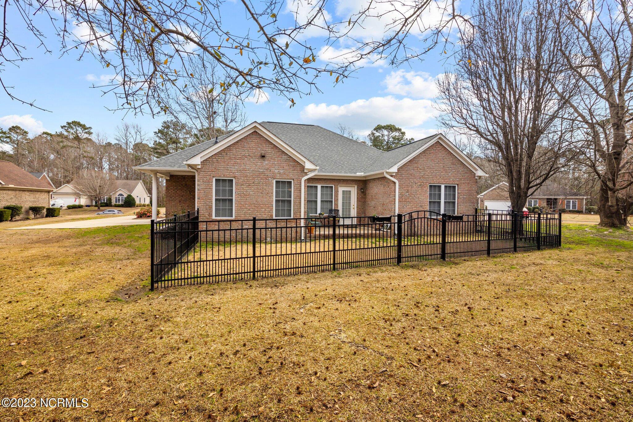 103 Neuchatel Road New Bern, NC 28562 - Photo 30 of 49 103 Neuchatel Road
