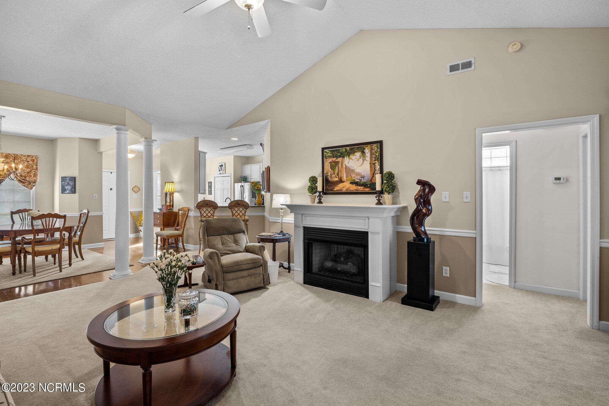 103 Neuchatel Road New Bern, NC 28562 - Photo 9 of 49 Living Space