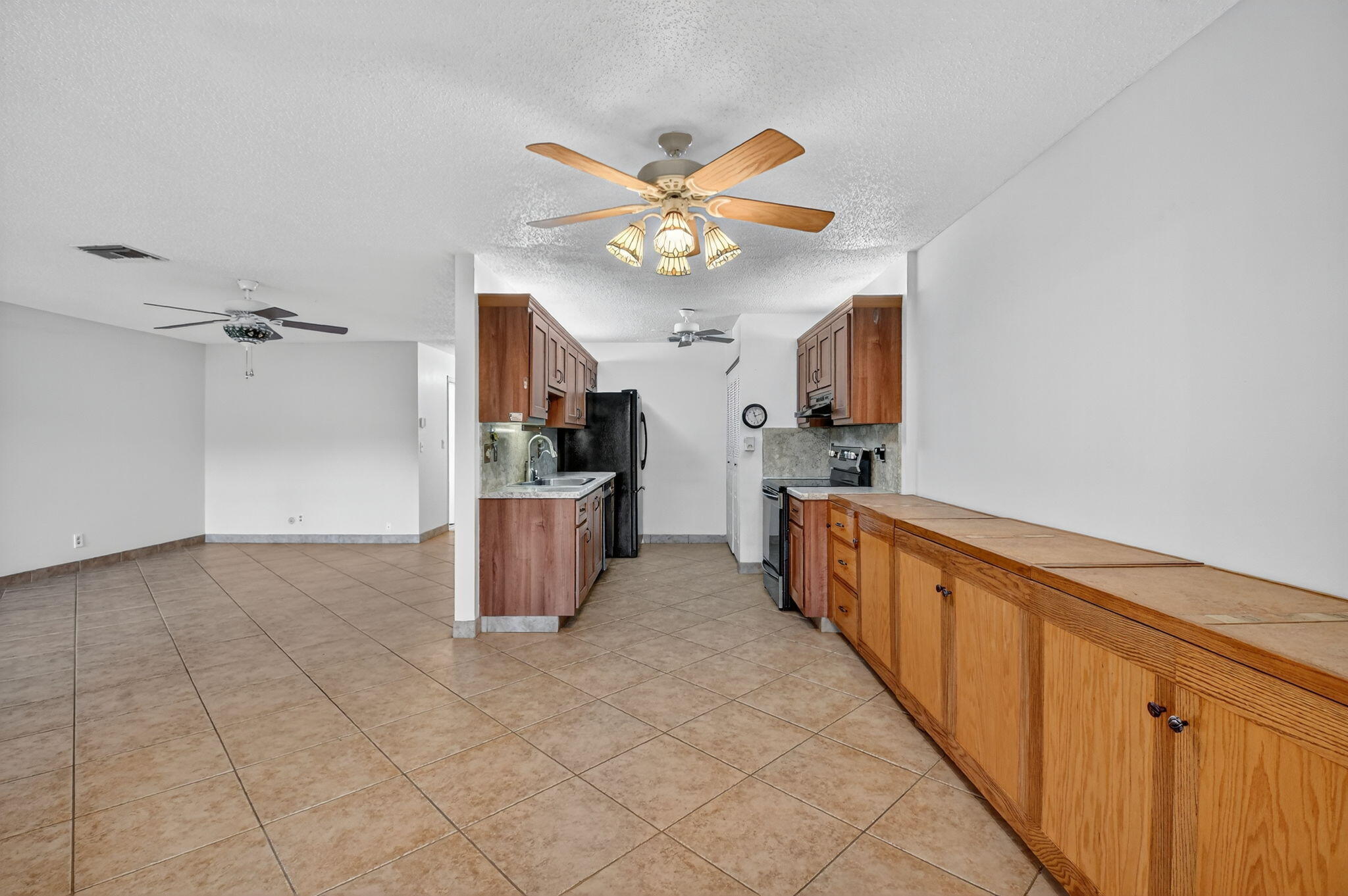 5775 Wanda Lane Delray Beach, FL 33484 - Photo 8 of 73 13-web-or-mls-DSC_4412
