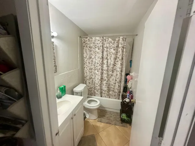 $424,000 | 2930 Northeast 10th Terrace, Pompano Beach, FL 33064