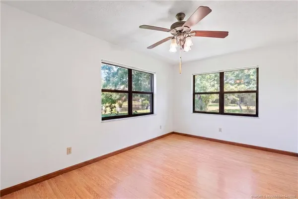 $595,000 | 903 Southwest Willow Lane, Palm City, FL 34990