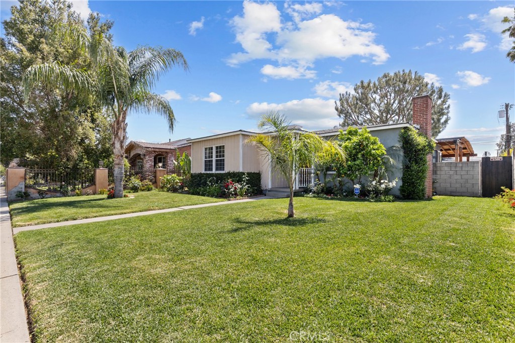 20006 Vanowen Street Winnetka, CA 91306 - Photo 2 of 29