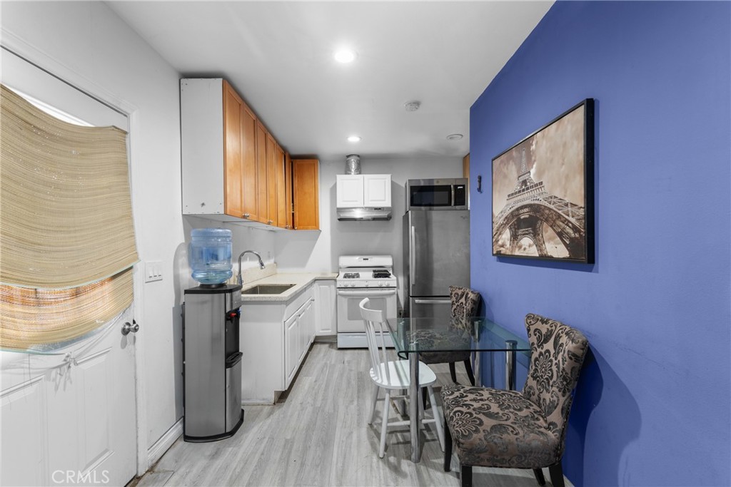 20006 Vanowen Street Winnetka, CA 91306 - Photo 21 of 29 ADU