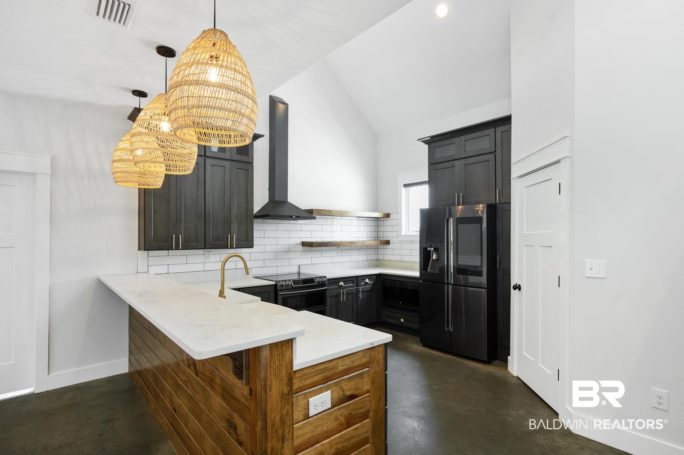 24856 Lazy Lane Elberta, AL 36530 - Photo 6 of 49