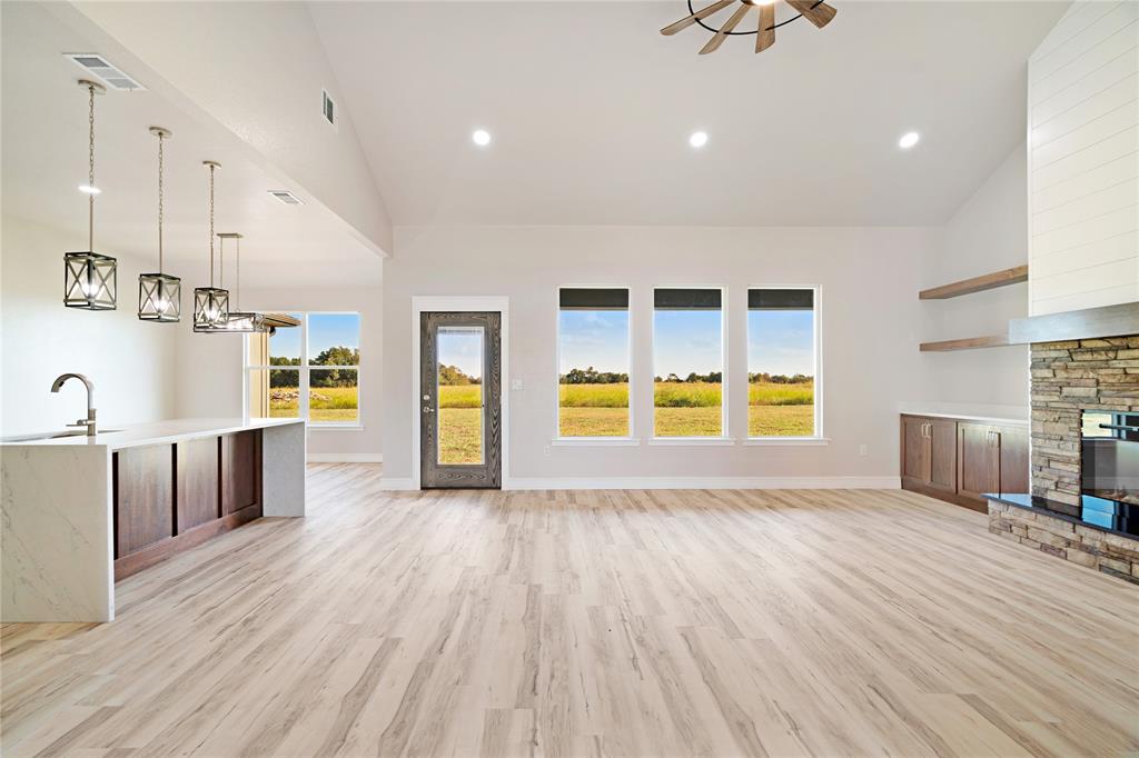 451 County Road Honey Grove, TX 75446 - Photo 4 of 27 Gallery Image 4