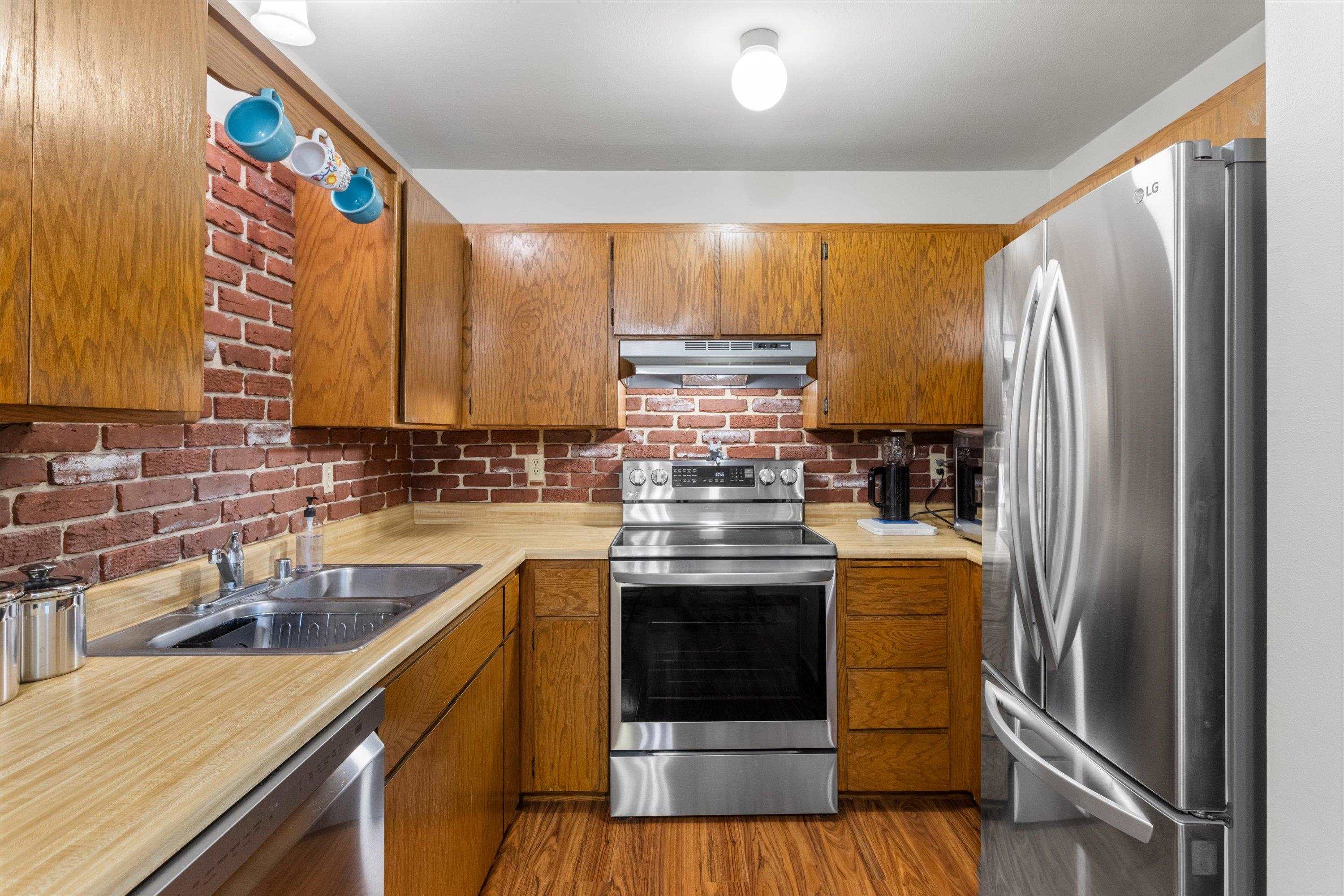 4508 White Aspen Road Madison, WI 53704 - Photo 9 of 28