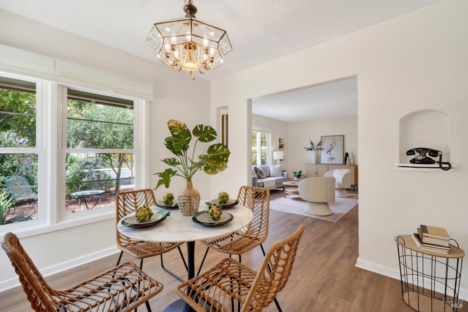 2022 Augustan Avenue Santa Rosa, CA 95404 - Photo 5 of 30