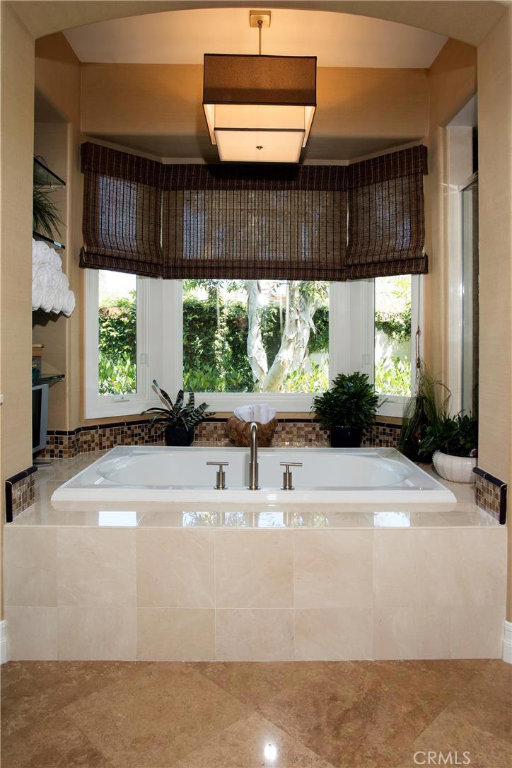 2395 Horizon Way Tustin, CA 92782 - Photo 24 of 43 a view of a living room