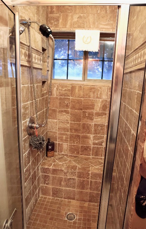 503 State Highway 95 Granger, TX 76530 - Photo 12 of 39 a bathroom with a shower