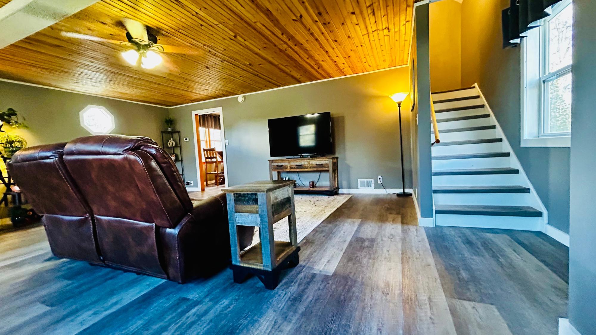 1112 South Oneida Avenue Rhinelander, WI 54501 - Photo 17 of 28 Gallery Image 17