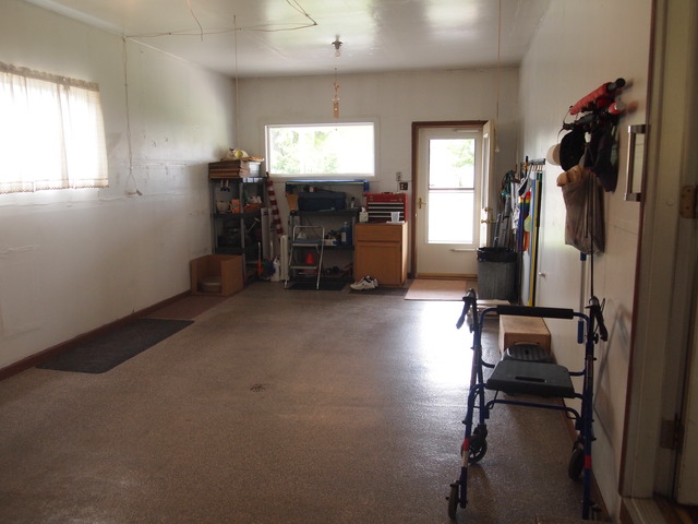 3133 21st Place North Chicago, IL 60064 - Photo 19 of 24