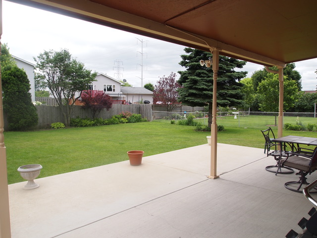 3133 21st Place North Chicago, IL 60064 - Photo 20 of 24