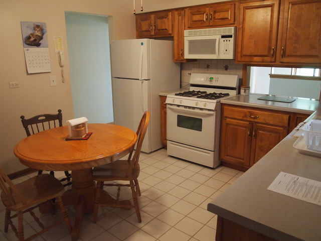 3133 21st Place North Chicago, IL 60064 - Photo 2 of 24