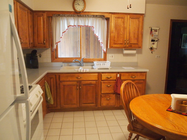 3133 21st Place North Chicago, IL 60064 - Photo 3 of 24