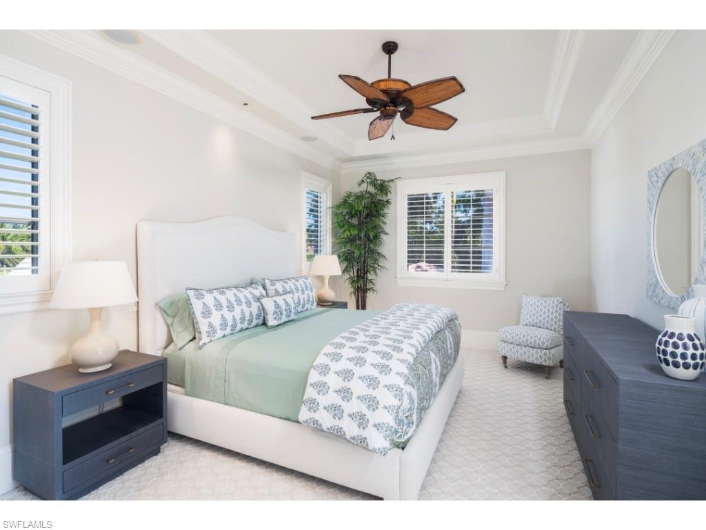 3520 Gin Lane Naples, FL 34102 - Photo 11 of 23